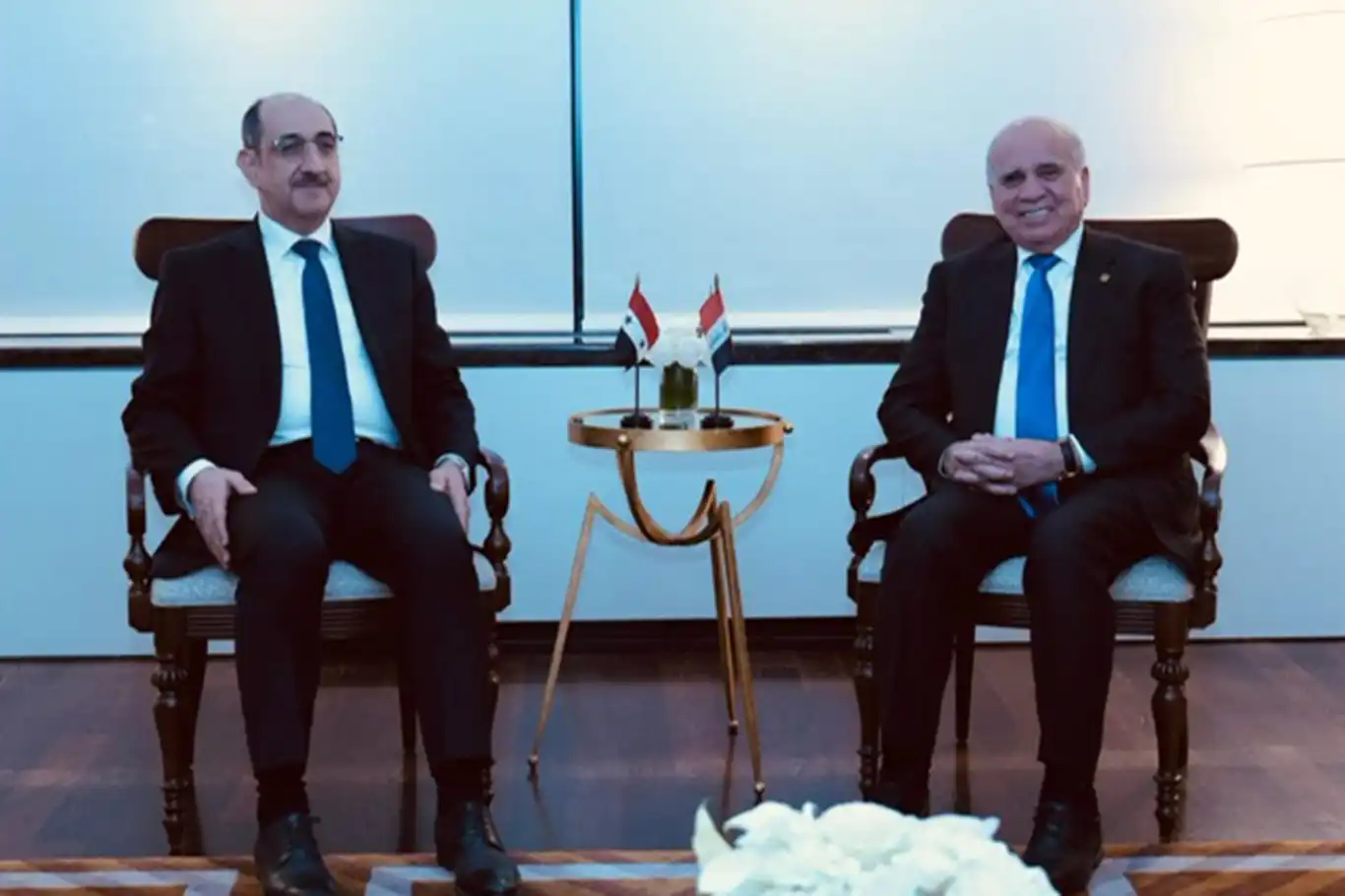 Irak Dışişleri Bakanı Hüseyin, Suriyeli mevkidaşı Sabbağ ile görüştü Irak Dışişleri Bakanı Hüseyin, Suriyeli mevkidaşı Sabbağ ile görüştü