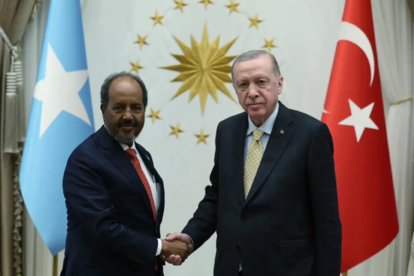 Cumhurbaşkanı Erdoğan, Somali Cumhurbaşkanı Şeyh Mahmud ile görüştü Cumhurbaşkanı Erdoğan, Somali Cumhurbaşkanı Şeyh Mahmud ile görüştü