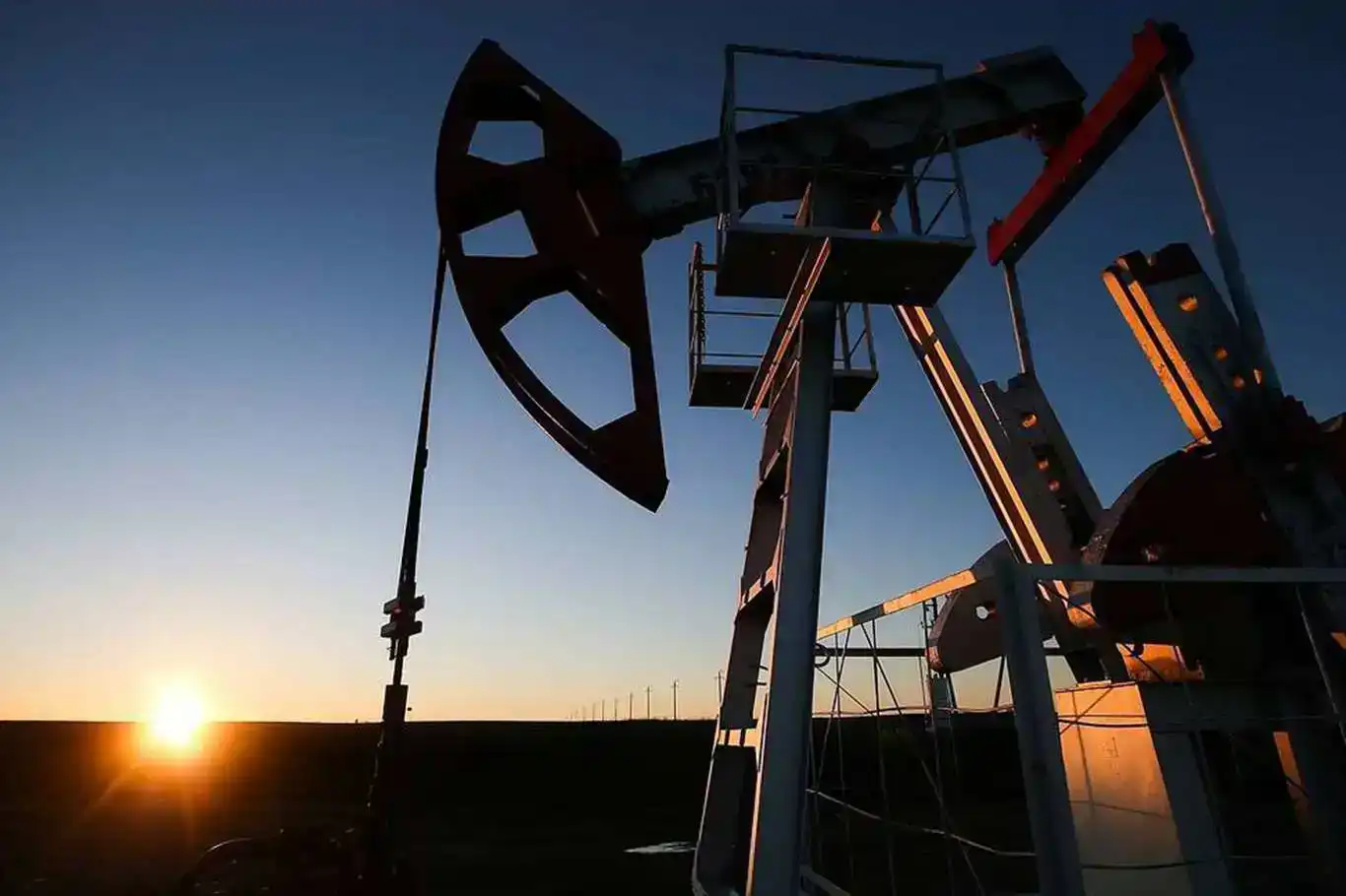 Türkiye’nin petrol ithalatı ekimde yüzde 7,82 azaldı Türkiye’nin petrol ithalatı ekimde yüzde 7,82 azaldı