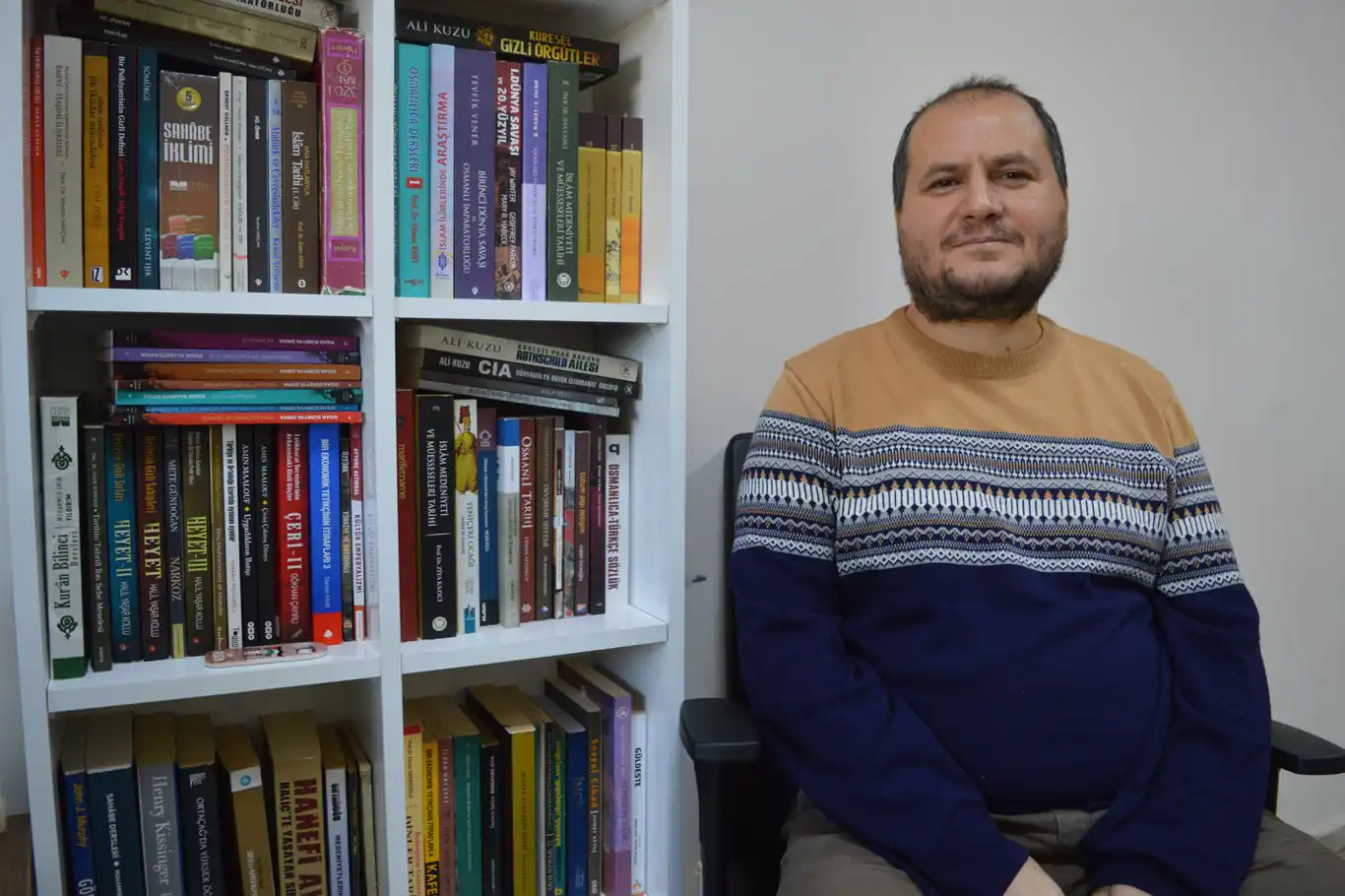 Dr. Öğr. Üyesi Öncer: "Filistin meselesi Kürtlerin meselesi değil" söylemi tehlikeli bir yalandır Dr. Öğr. Üyesi Öncer: "Filistin meselesi Kürtlerin meselesi değil" söylemi tehlikeli bir yalandır