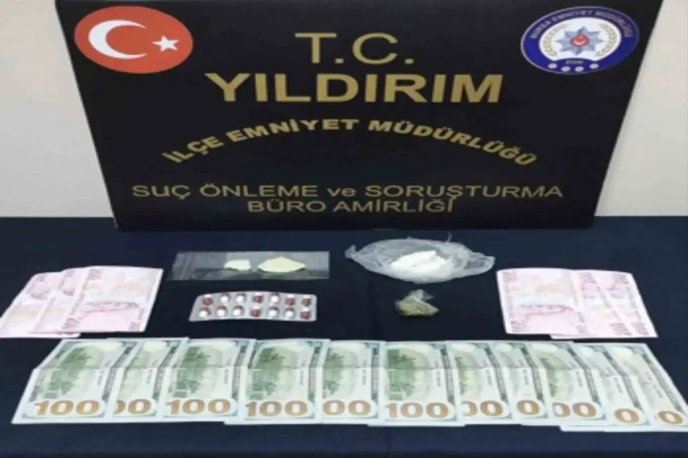 Bursa'da uyuşturucu operasyonu: 13 gözaltı Bursa'da uyuşturucu operasyonu: 13 gözaltı