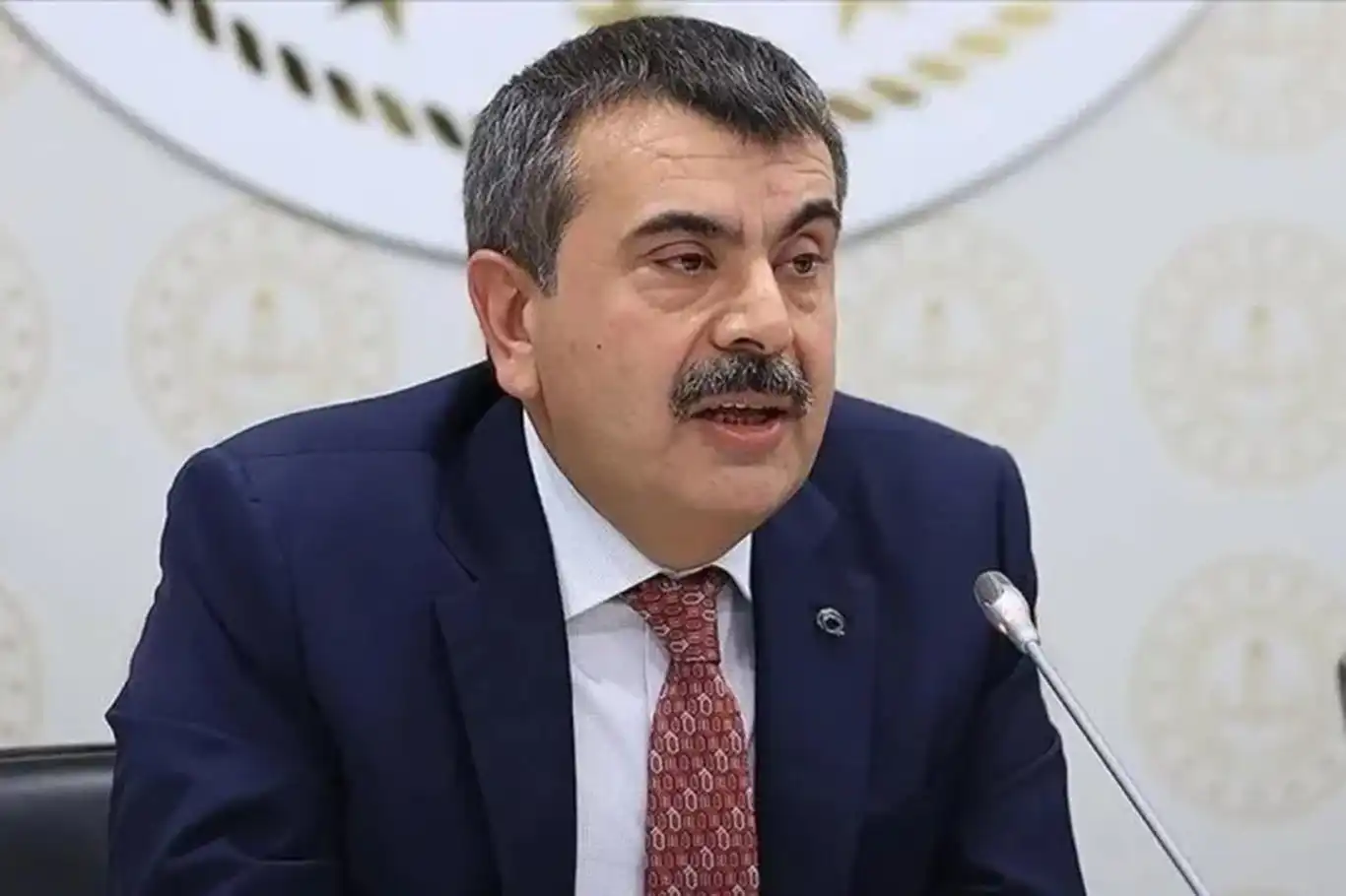 Milli Eğitim Bakanı Tekin: Yeni müfredat çalışmalarını yakında açıklayacağız Milli Eğitim Bakanı Tekin: Yeni müfredat çalışmalarını yakında açıklayacağız