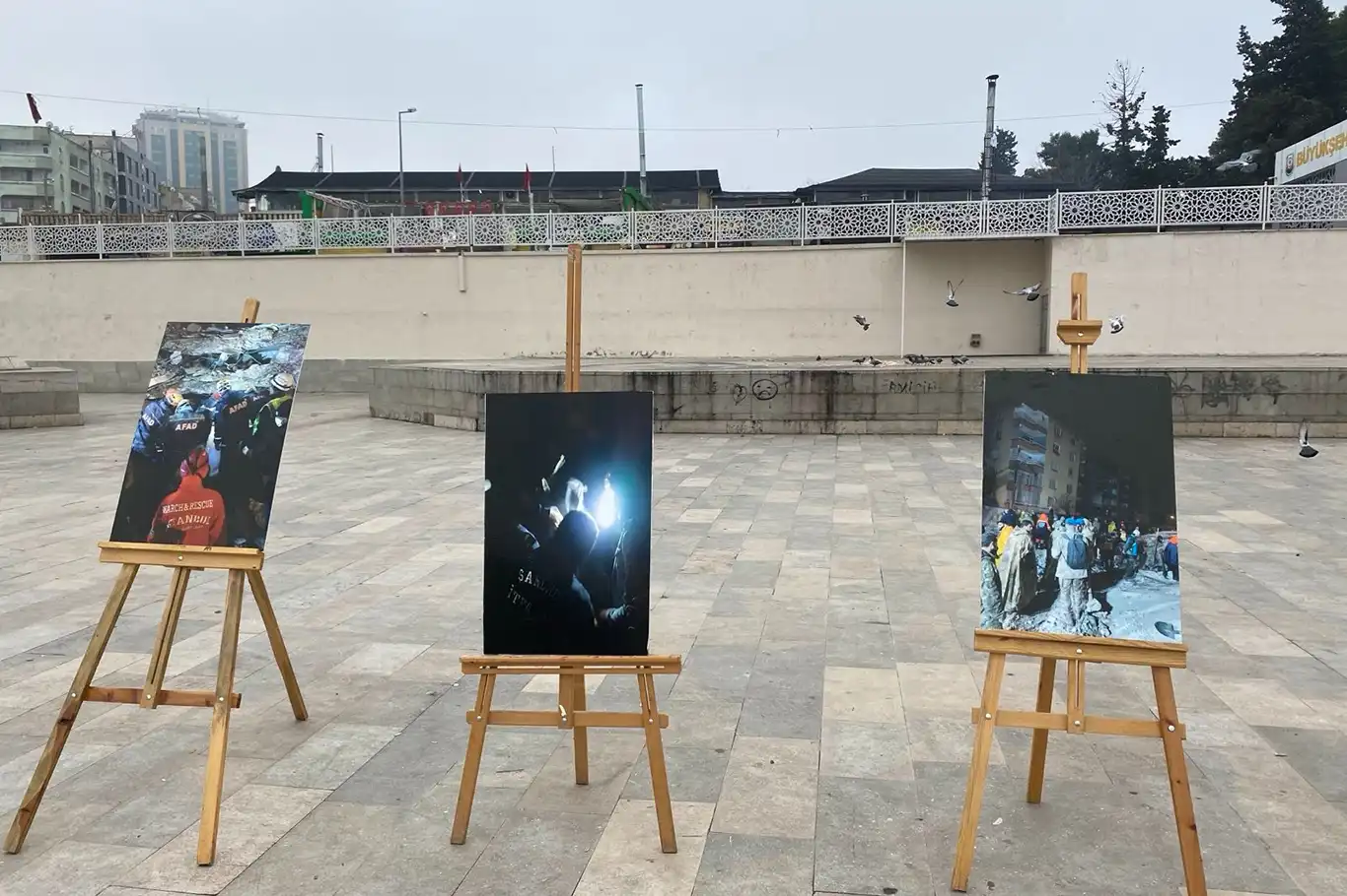 Şanlıurfa'da 6 Şubat depremi fotoğraf sergisi açıldı Şanlıurfa'da 6 Şubat depremi fotoğraf sergisi açıldı