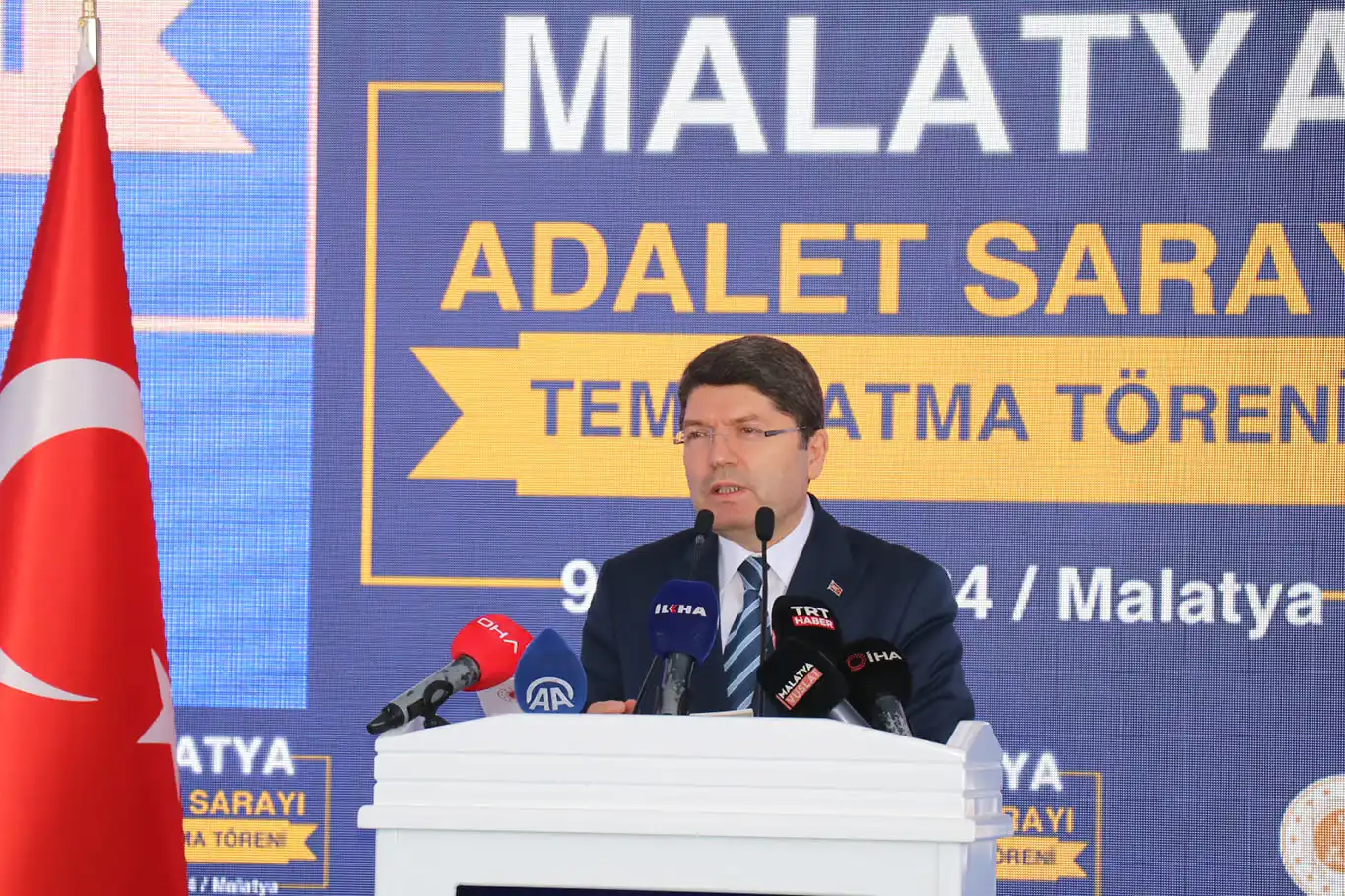 Adalet Bakanı Tunç: 11 şehirde 24 adalet hizmet binası yatırım programına alındı Adalet Bakanı Tunç: 11 şehirde 24 adalet hizmet binası yatırım programına alındı
