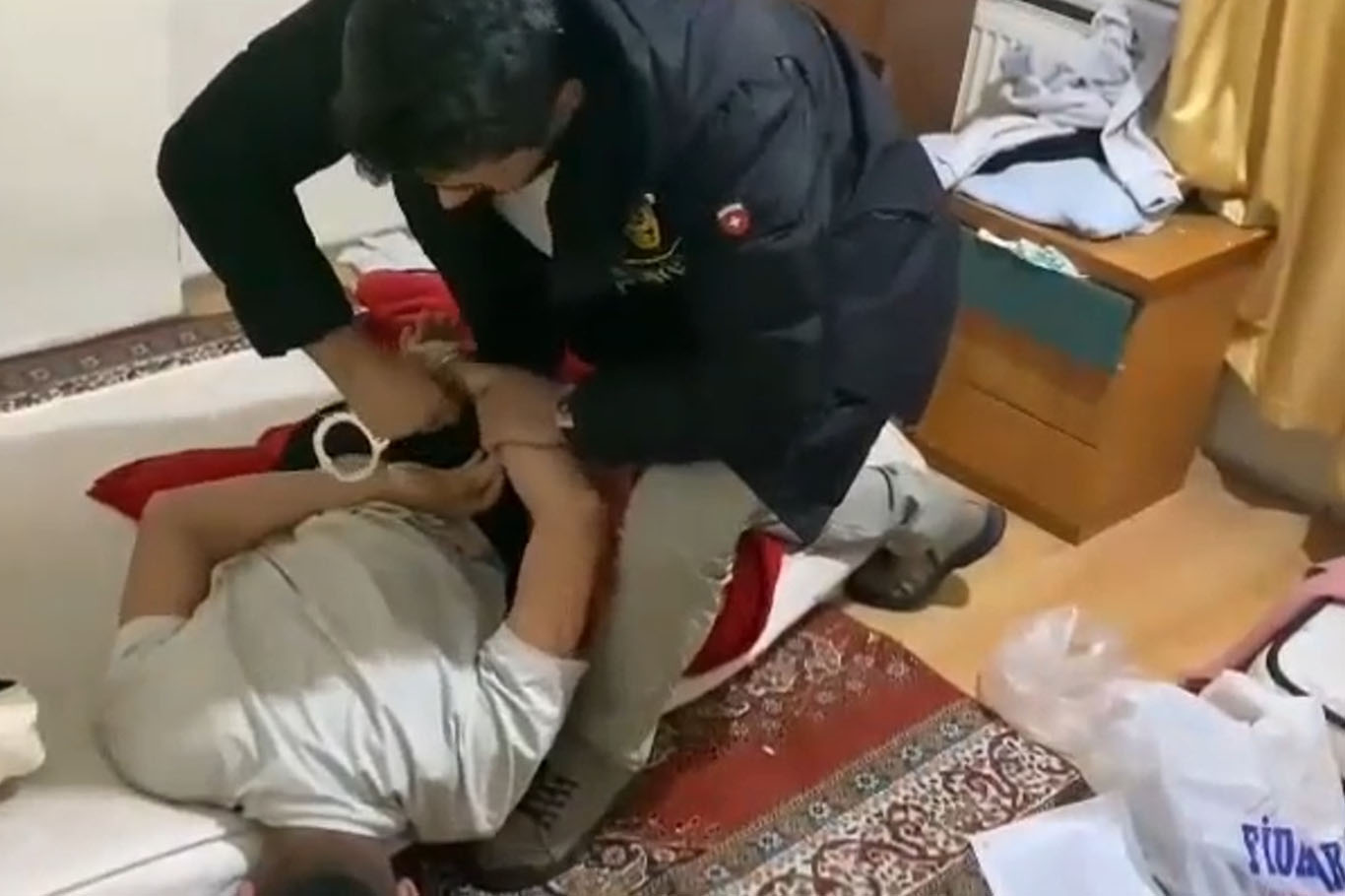 Diyarbakır merkezli 5 ilde dolandırıcılık operasyonu: 18 gözaltı