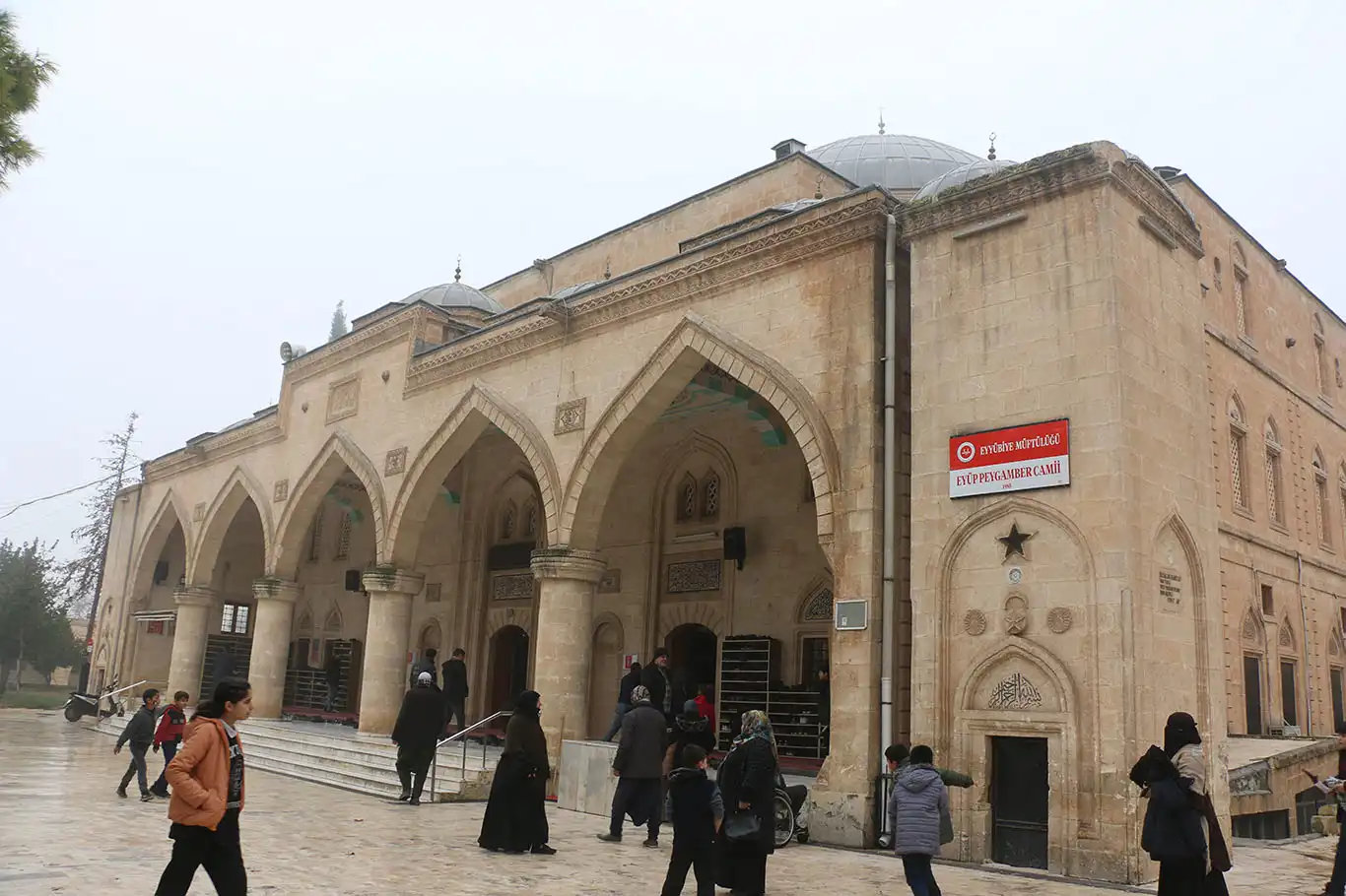 Şanlıurfa'da hatimle teravih namazı kılınacak camiler belli oldu Şanlıurfa'da hatimle teravih namazı kılınacak camiler belli oldu