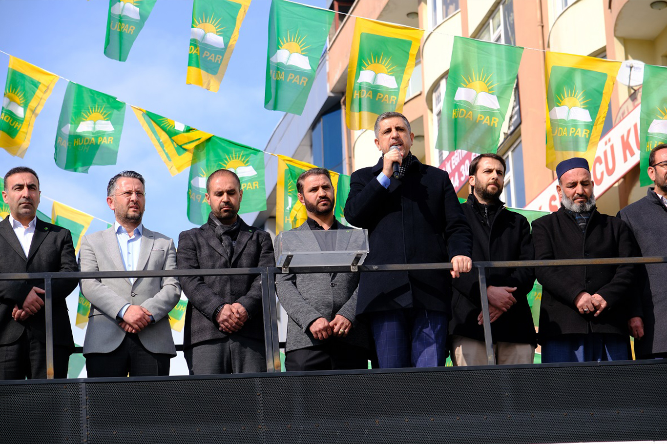 HÜDA PAR Van Büyükşehir Belediye Başkan adayı Mehmet Mehdi Oğuz