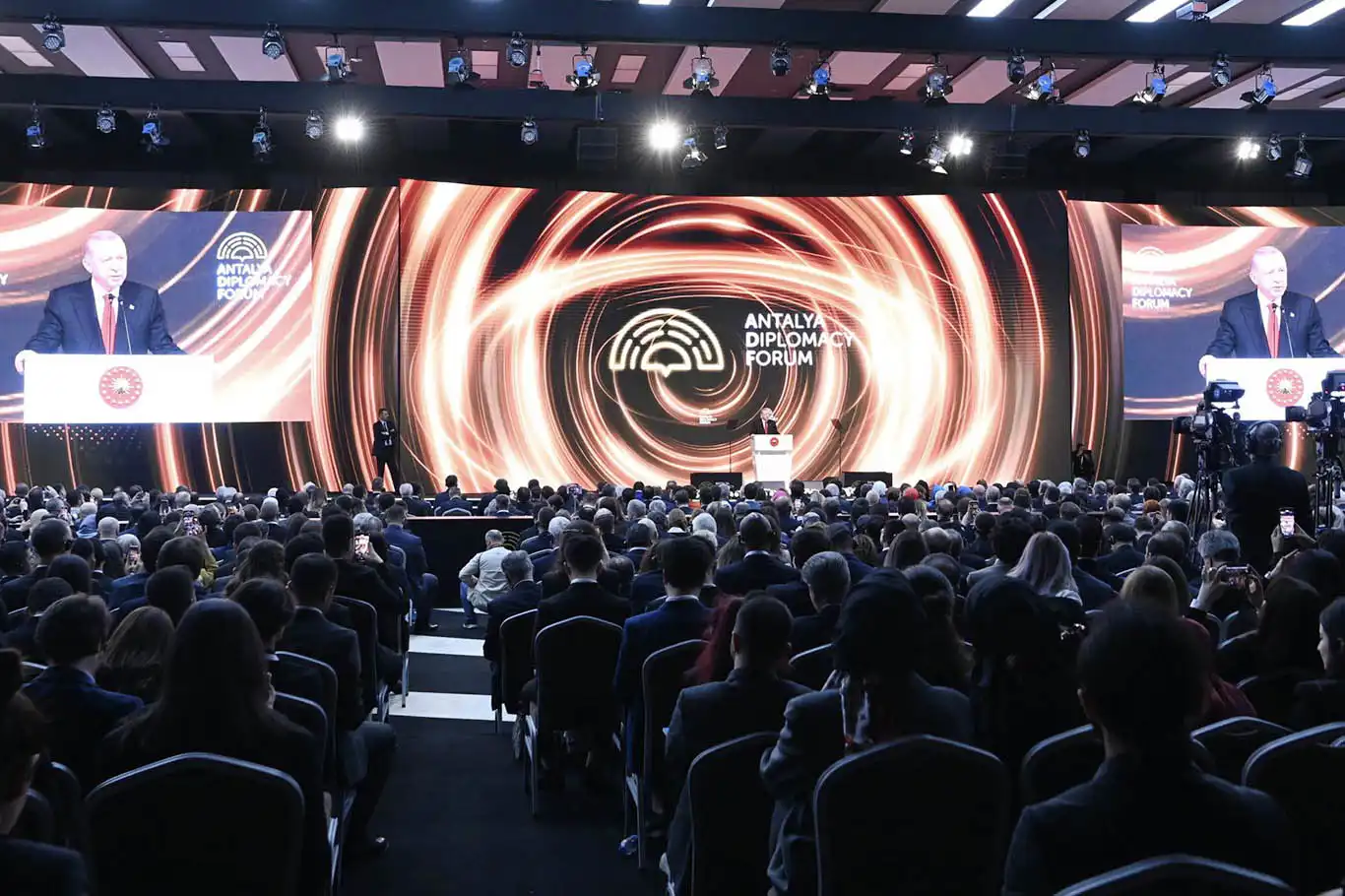 Antalya Diplomasi Forumu sona erdi Antalya Diplomasi Forumu sona erdi