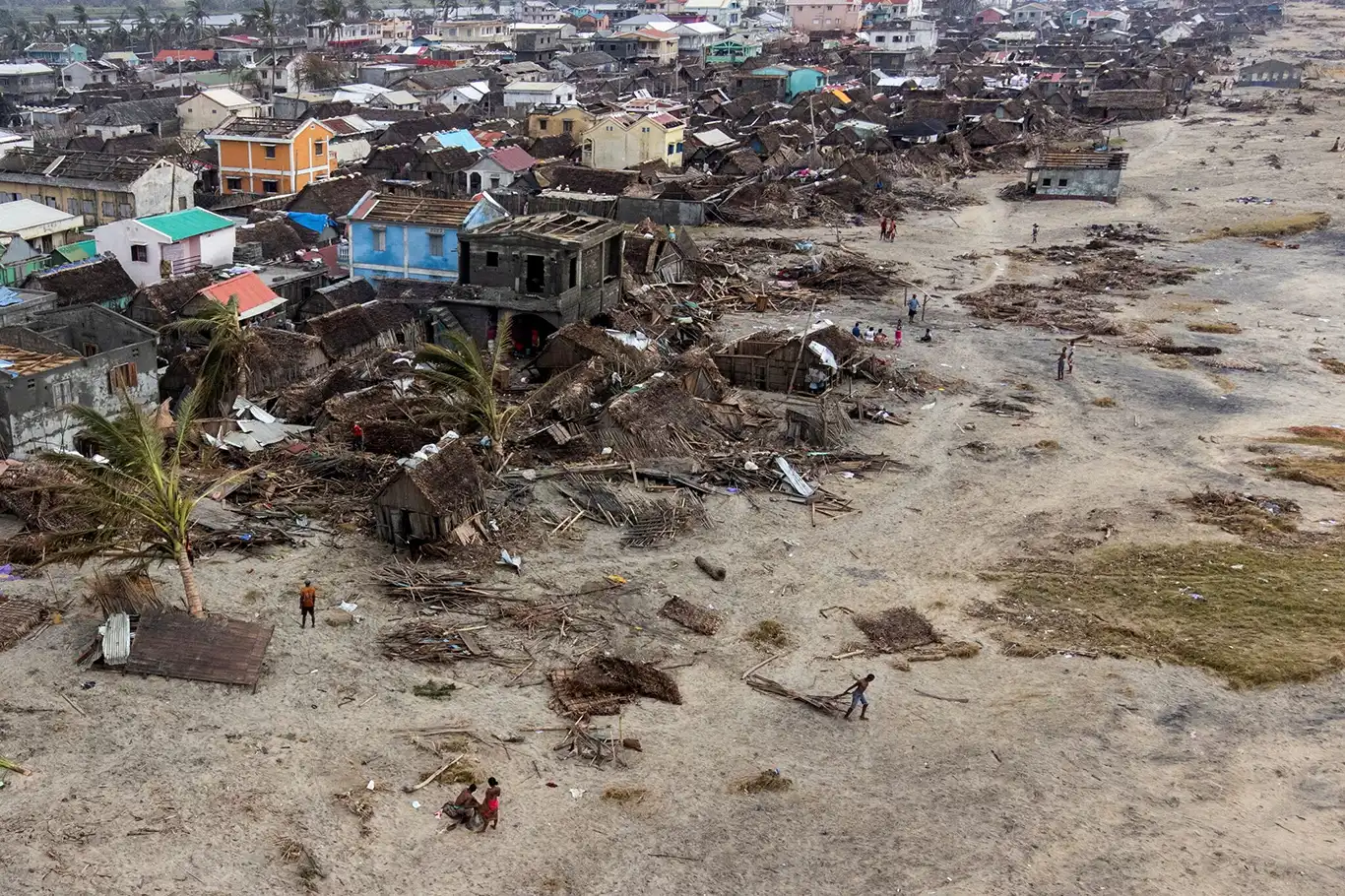 Madagaskar'da kasırga: 18 ölü Madagaskar'da kasırga: 18 ölü