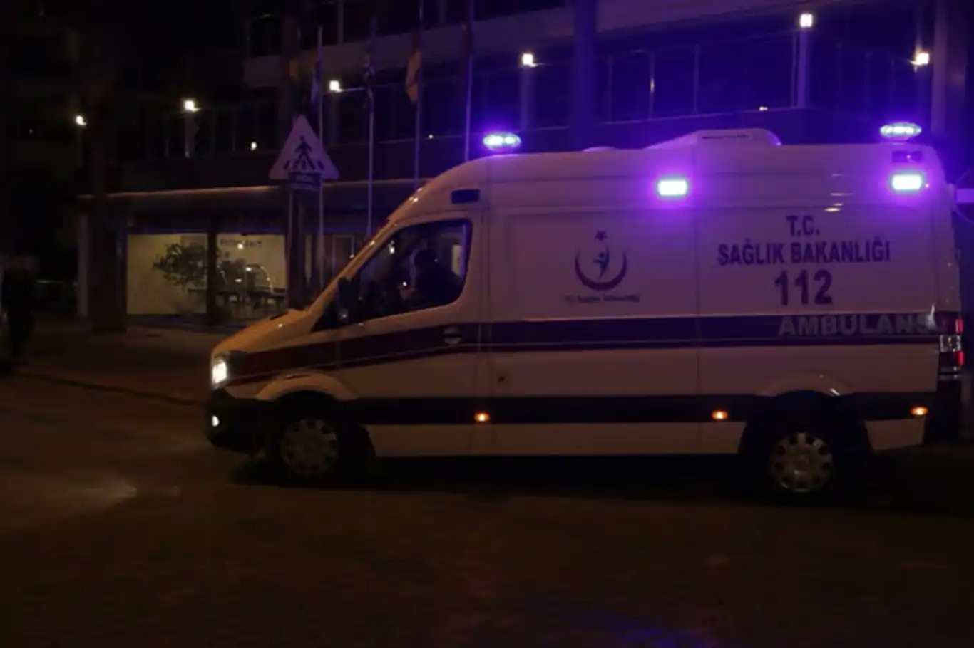 Denizli'de trafik kazası: 2 ölü, 4 yaralı Denizli'de trafik kazası: 2 ölü, 4 yaralı