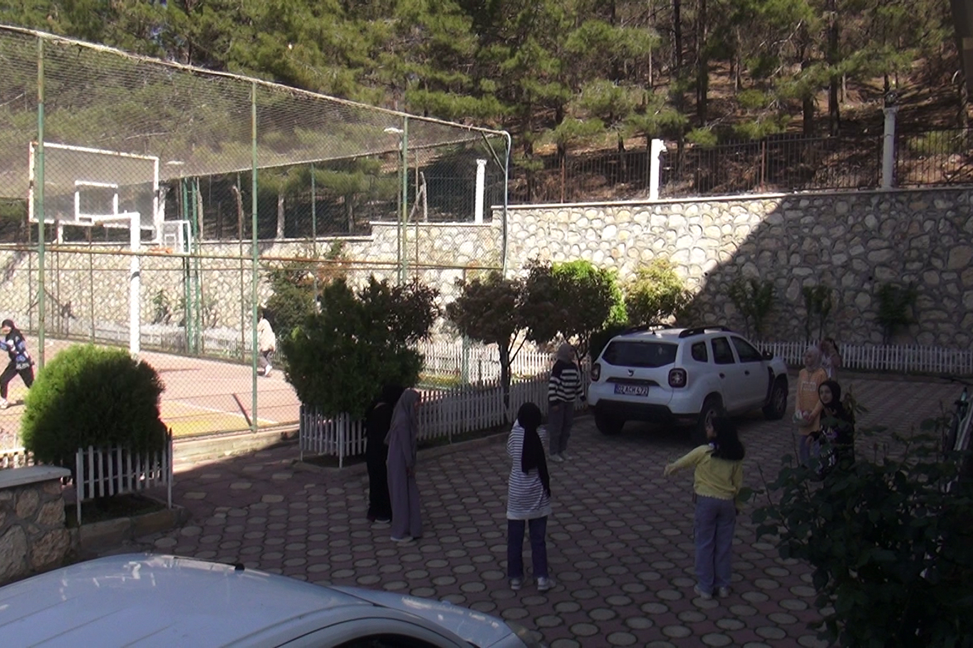 Adıyaman'da 160 bin öğrenci ders başı yaptı Adıyaman'da 160 bin öğrenci ders başı yaptı