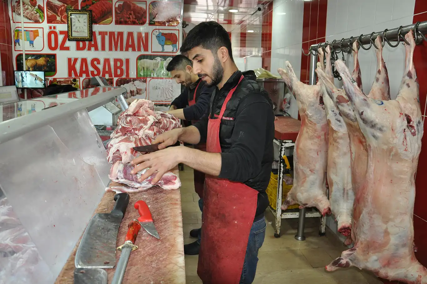 Kasaplar, et fiyatlarındaki artışın önlenememesinden şikâyetçi! Kasaplar, et fiyatlarındaki artışın önlenememesinden şikâyetçi!
