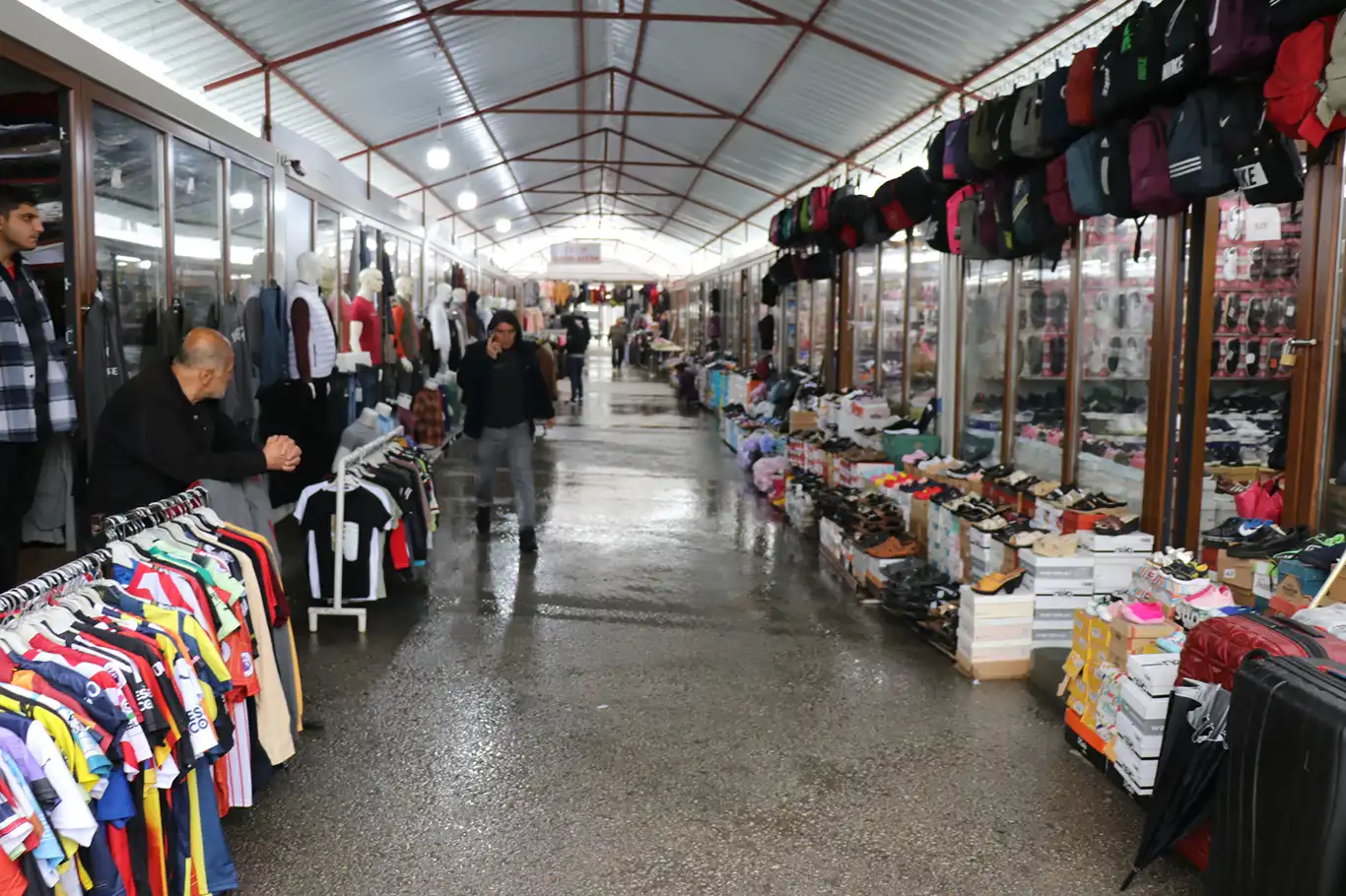 Arife gününde çarşı pazar boş kaldı
