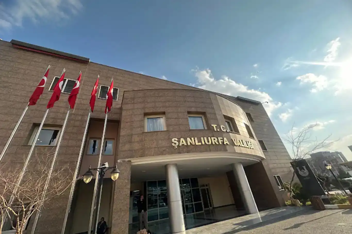 Şanlıurfa Valiliği, gösteri ve yürüyüşlere 4 gün yasak getirdi Şanlıurfa Valiliği, gösteri ve yürüyüşlere 4 gün yasak getirdi