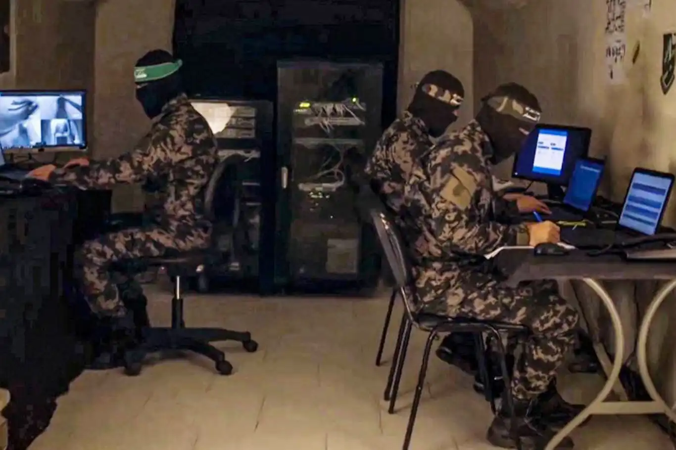 İşgal medyası: HAMAS sıcak çatışmanın yanı sıra şiddetli bir siber savaş yürütüyor İşgal medyası: HAMAS sıcak çatışmanın yanı sıra şiddetli bir siber savaş yürütüyor