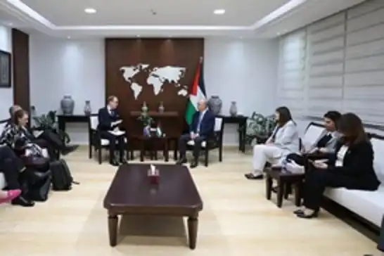 رئيس الوزراء الفلسطيني: يجب إعادة توحيد غزة والضفة الغربية بعد الحرب