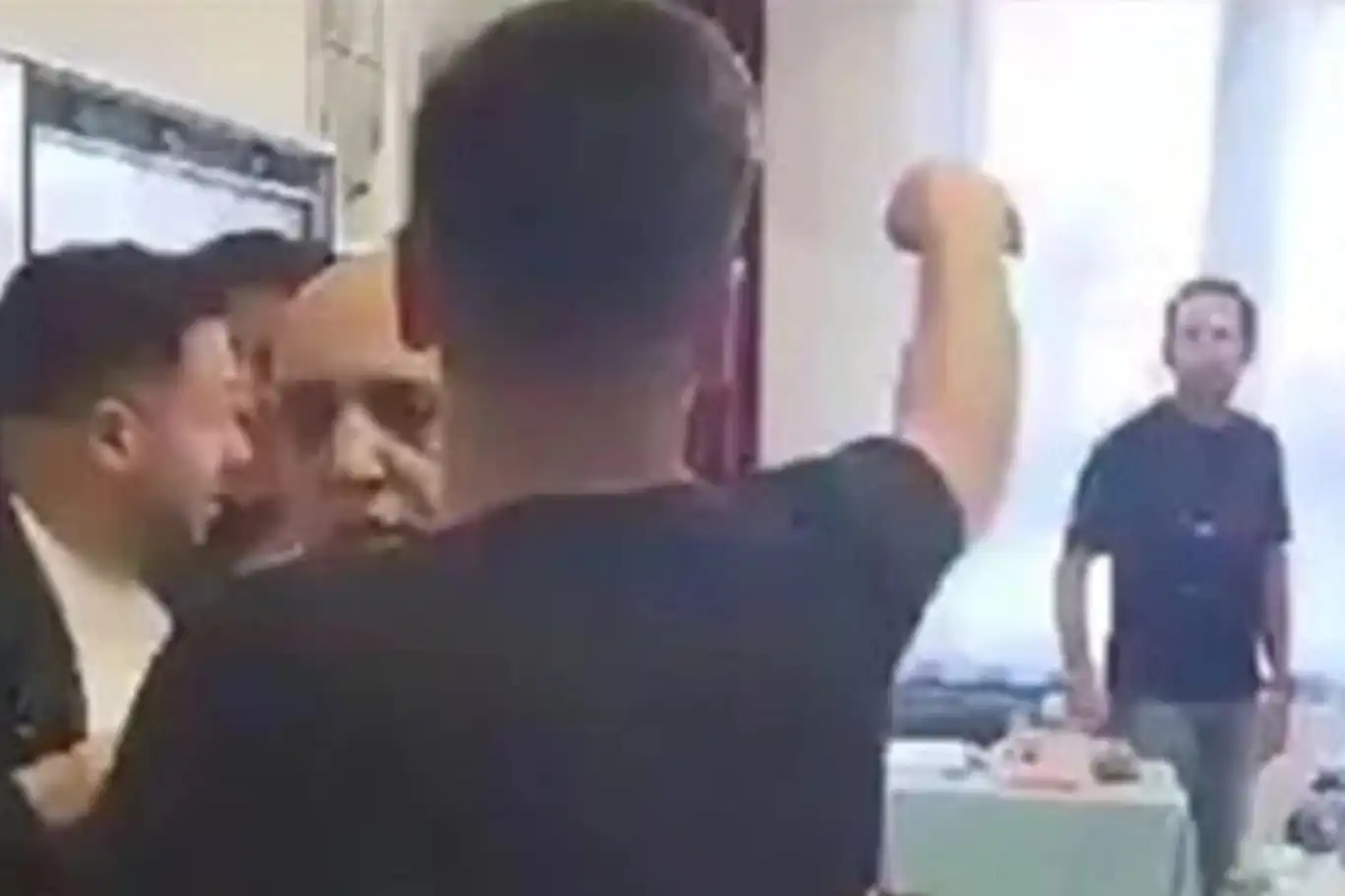 Darıca’daki öğretmene saldırı olayı ile ilgili soruşturma başlatıldı Darıca’daki öğretmene saldırı olayı ile ilgili soruşturma başlatıldı