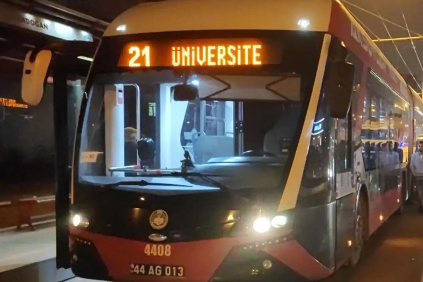 Malatya'da trambüs seferleri gece de yapılacak Malatya'da trambüs seferleri gece de yapılacak