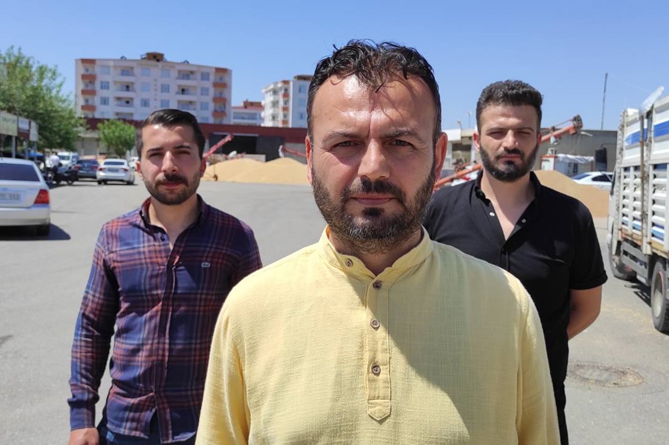 Altyapı yetersizliği hububatçı esnafını büyük zarara uğrattı