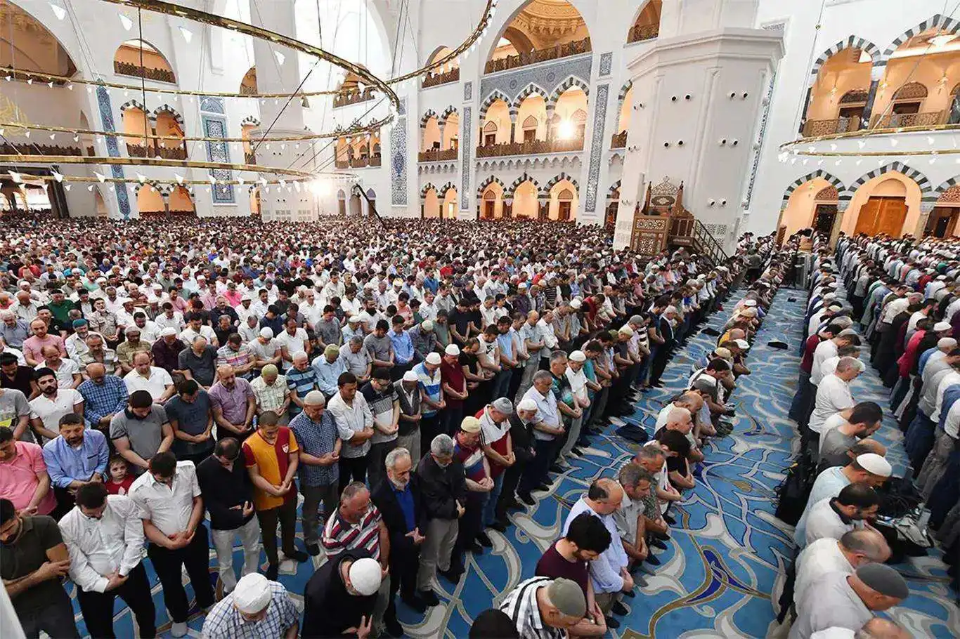 Muslims worldwide celebrate Eid al-Adha, festival of sacrifice Muslims worldwide celebrate Eid al-Adha, festival of sacrifice