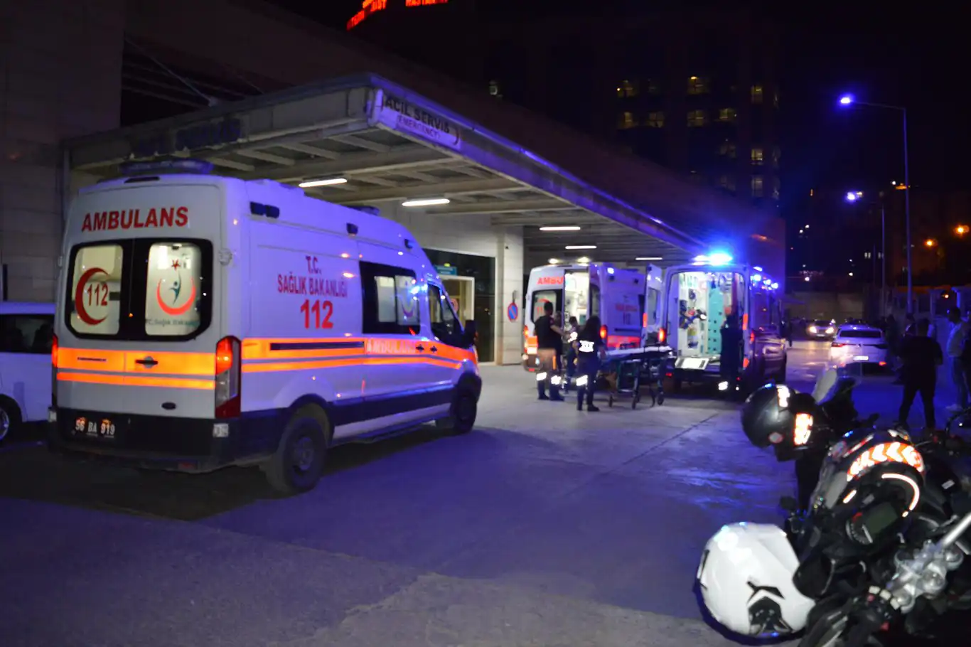 Su kuyusu açmak isterken toprak altında kalan çiftçi hayatını kaybetti Su kuyusu açmak isterken toprak altında kalan çiftçi hayatını kaybetti