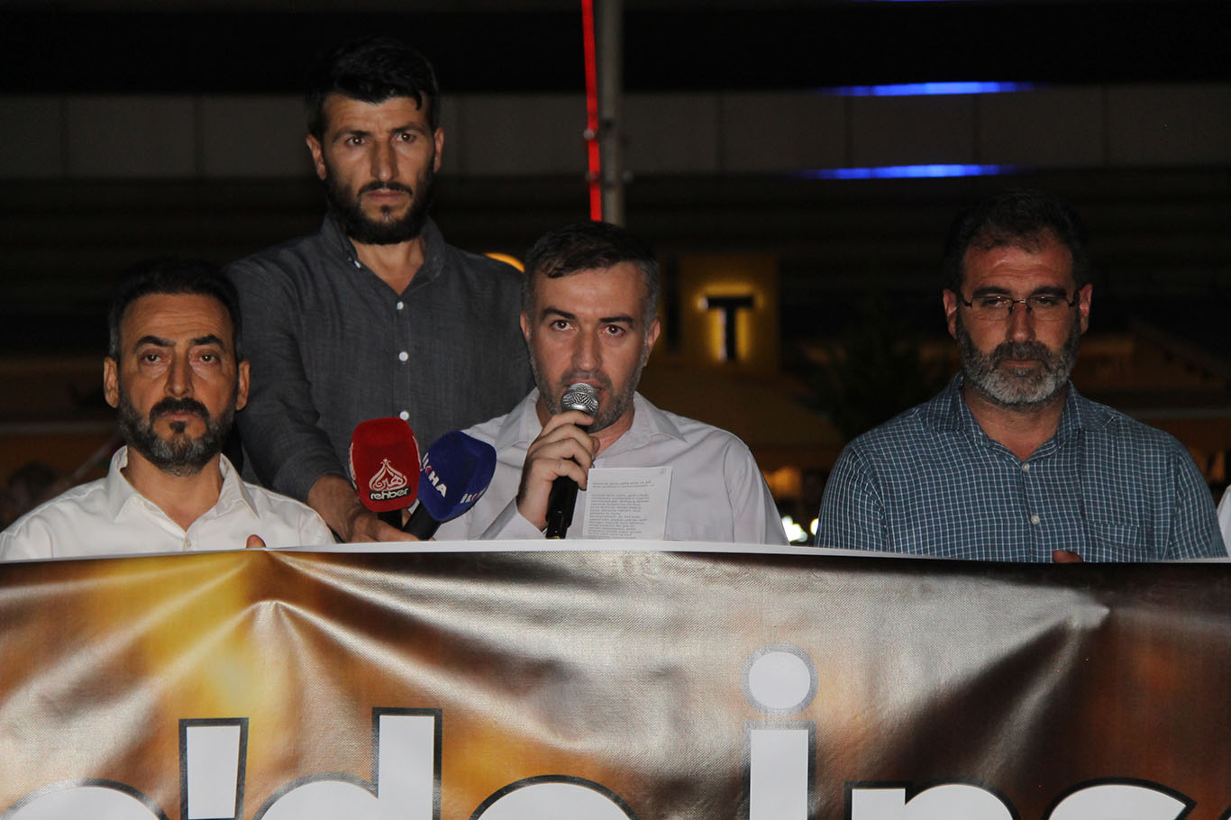 Diyarbakır'da halkın Gazze için süresiz direniş nöbeti devam ediyor