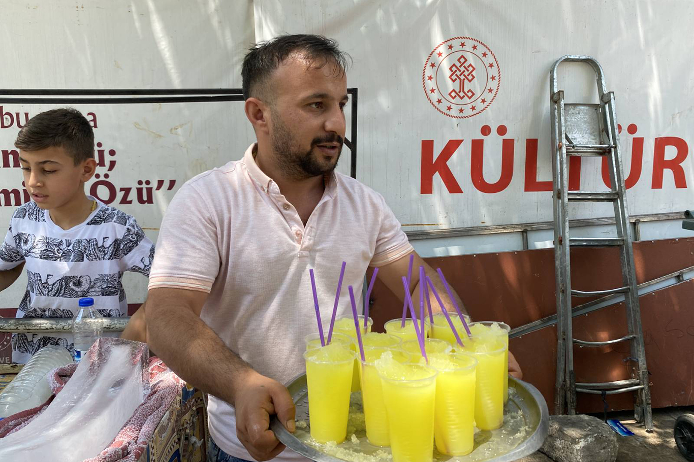 Şanlıurfalıların 50 dereceyi aşan sıcaklar için ağaçlandırma ve gölgelendirme çalışması talebi