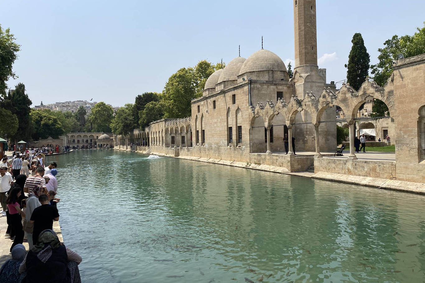Şanlıurfalıların 50 dereceyi aşan sıcaklar için ağaçlandırma ve gölgelendirme çalışması talebi
