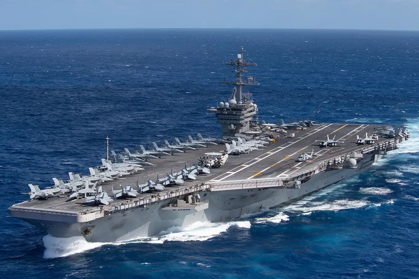 US aircraft carrier anchors in South Korea amid rising tensions US aircraft carrier anchors in South Korea amid rising tensions