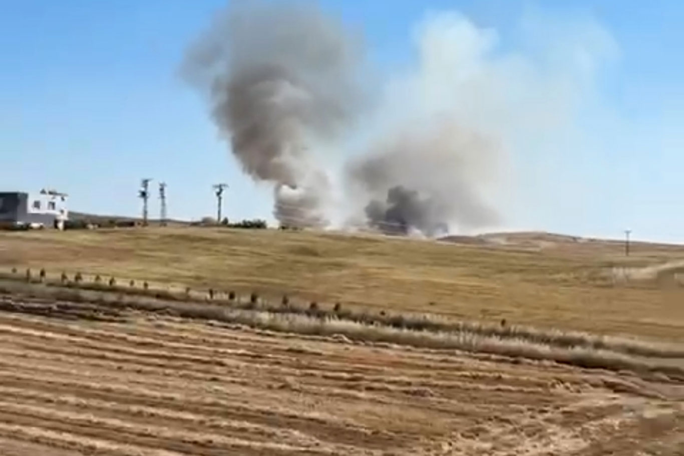 Diyarbakır'da 50 dönüm ekili alan yandı