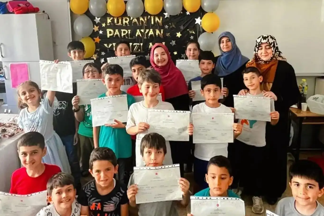Anamur'da 7-10 Yaş Kur'an Kursu'nda yılsonu etkinliği düzenlendi Anamur'da 7-10 Yaş Kur'an Kursu'nda yılsonu etkinliği düzenlendi