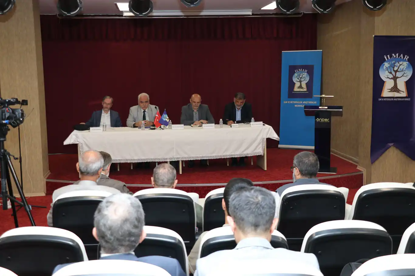 Ankara'da "Zihniyet ve Yöntem Açısından Milli Eğitim Sistemine Yönelik Düşünceler Çalıştayı" düzenlendi Ankara'da "Zihniyet ve Yöntem Açısından Milli Eğitim Sistemine Yönelik Düşünceler Çalıştayı" düzenlendi