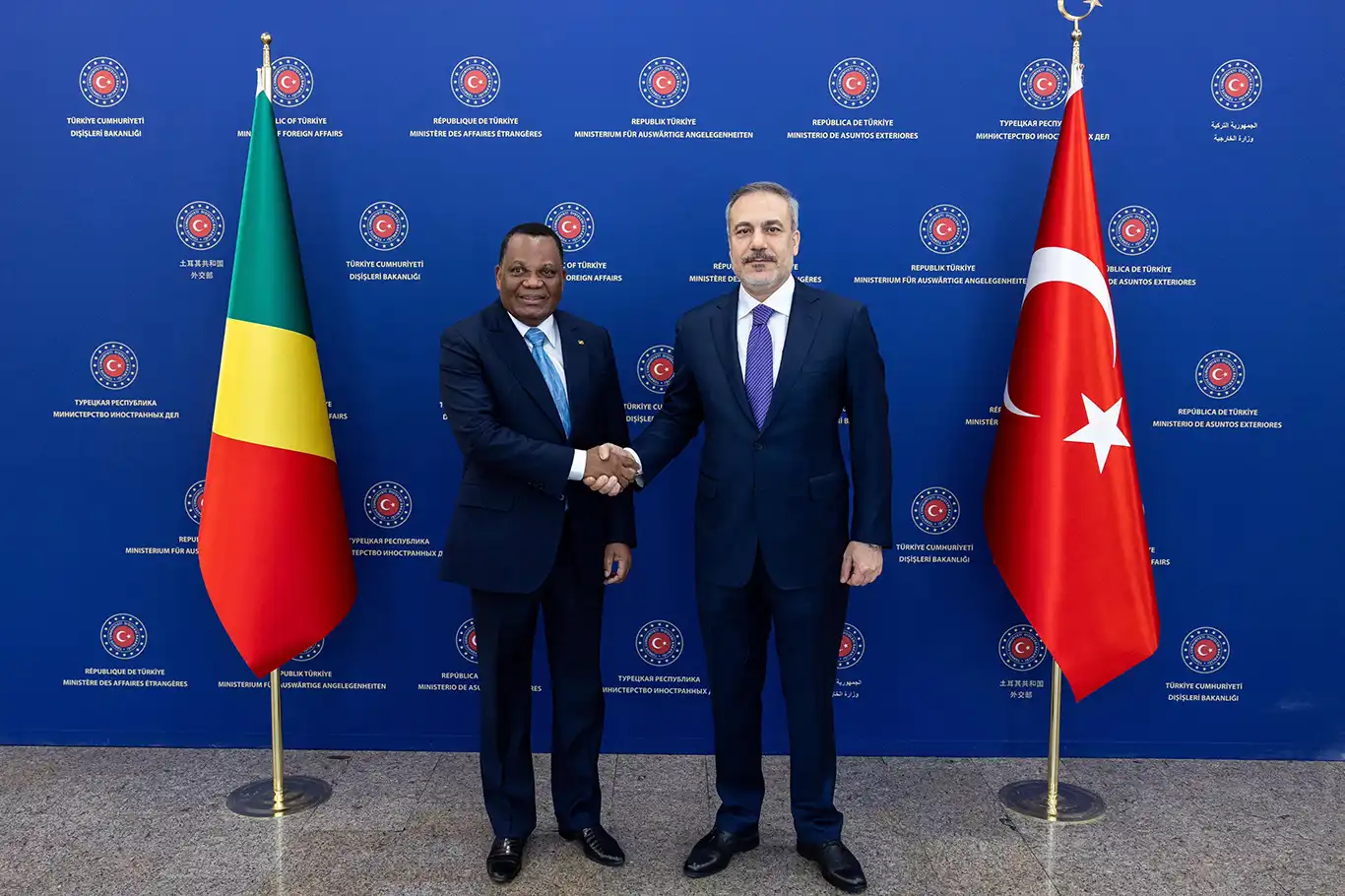 Turkish Foreign Minister meets Congolese counterpart in Ankara Turkish Foreign Minister meets Congolese counterpart in Ankara