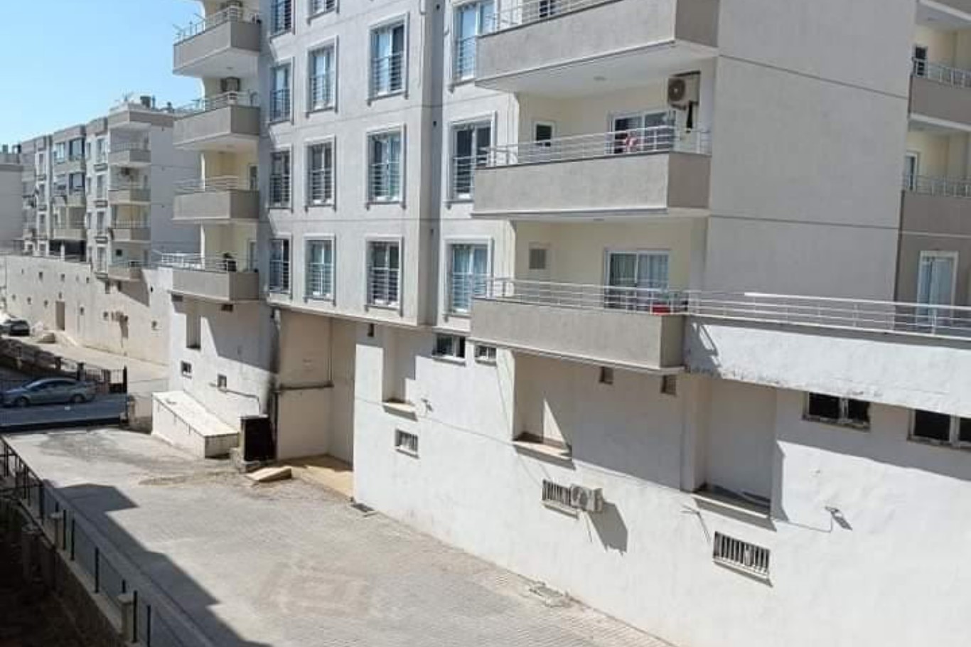 Apartmana ait elektrik sayacı panosu alevlere teslim oldu 