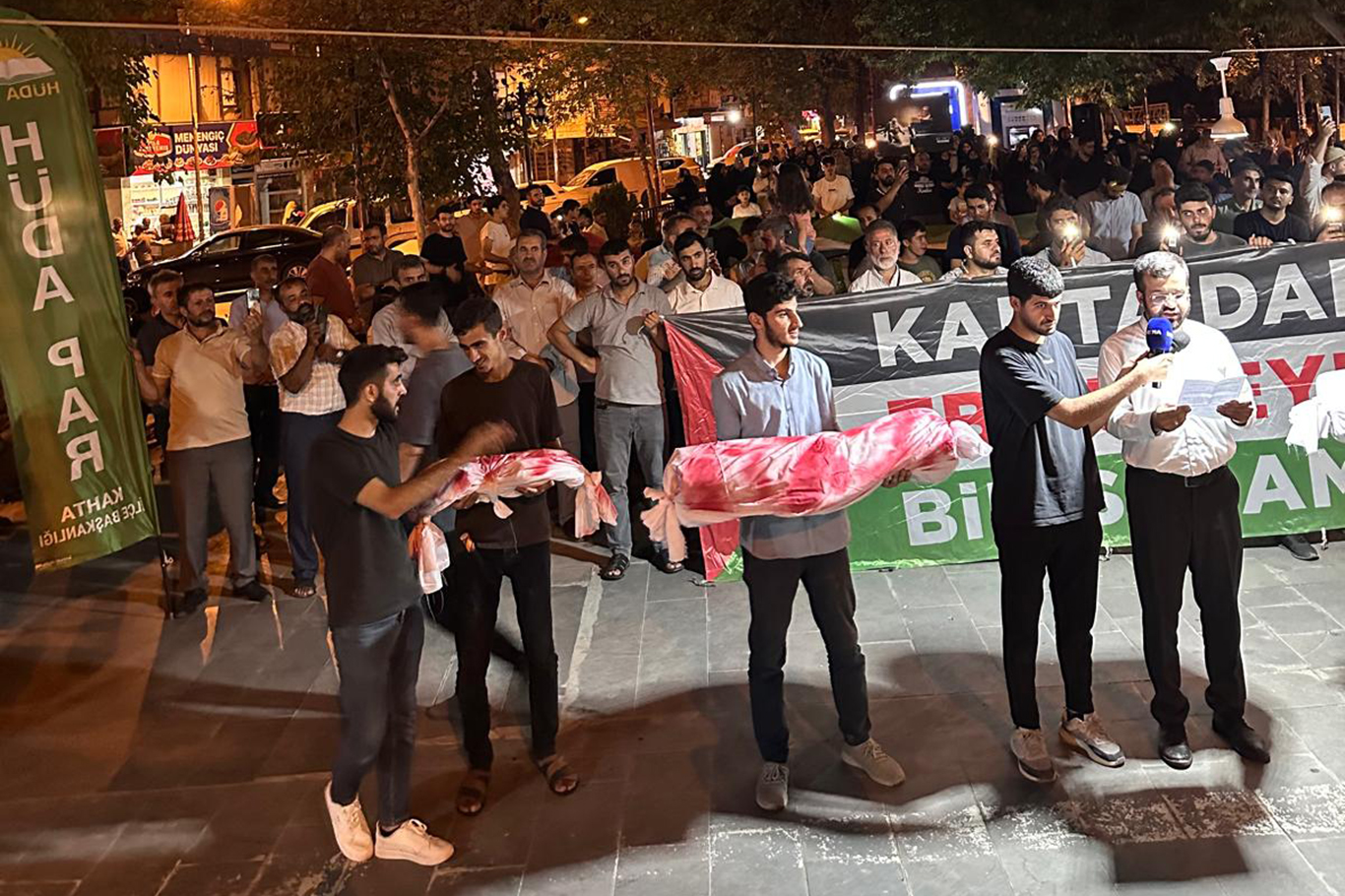 HÜDA PAR Kahta ilçe Başkanı Demiral: İnsanlığın Gazze imtihanı devam ediyor
