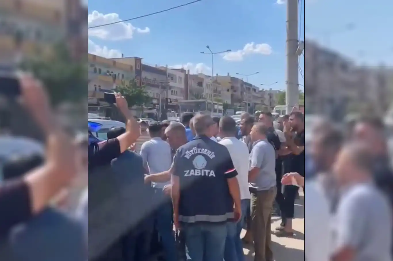Zabıta ile esnaf arasında kavga: 15 yaralı Zabıta ile esnaf arasında kavga: 15 yaralı