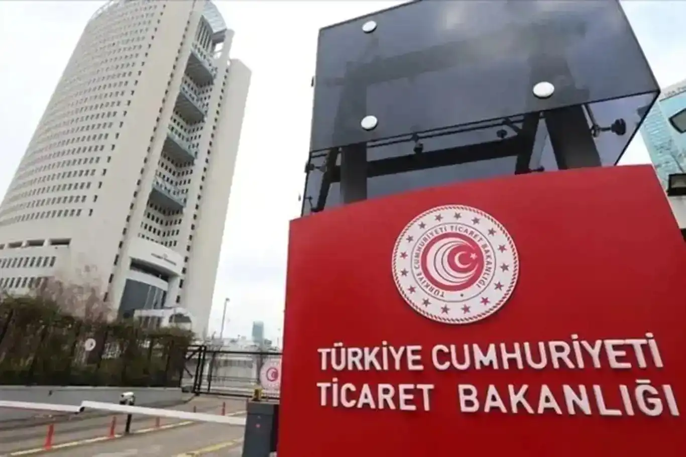 E-ticaret firmalarına 230 milyon lira ceza E-ticaret firmalarına 230 milyon lira ceza