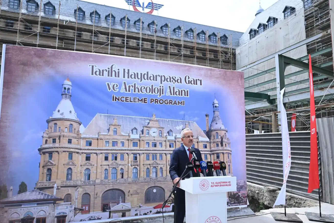 Haydarpaşa Garı yıl içinde hazır hale getirilecek Haydarpaşa Garı yıl içinde hazır hale getirilecek