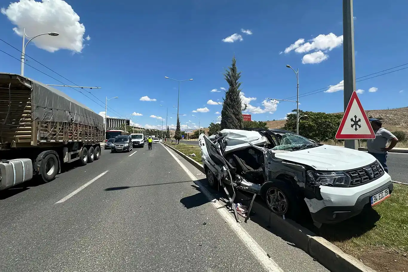 2023 yılında trafik kazalarında ölenlerin sayısı önceki yıla oranla yüzde 25 arttı 2023 yılında trafik kazalarında ölenlerin sayısı önceki yıla oranla yüzde 25 arttı