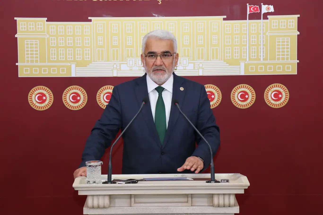 Yapıcıoğlu, partisinin kanun teklifinin Genel Kurul'da görüşülmesine destek veren partilere teşekkür etti Yapıcıoğlu, partisinin kanun teklifinin Genel Kurul'da görüşülmesine destek veren partilere teşekkür etti