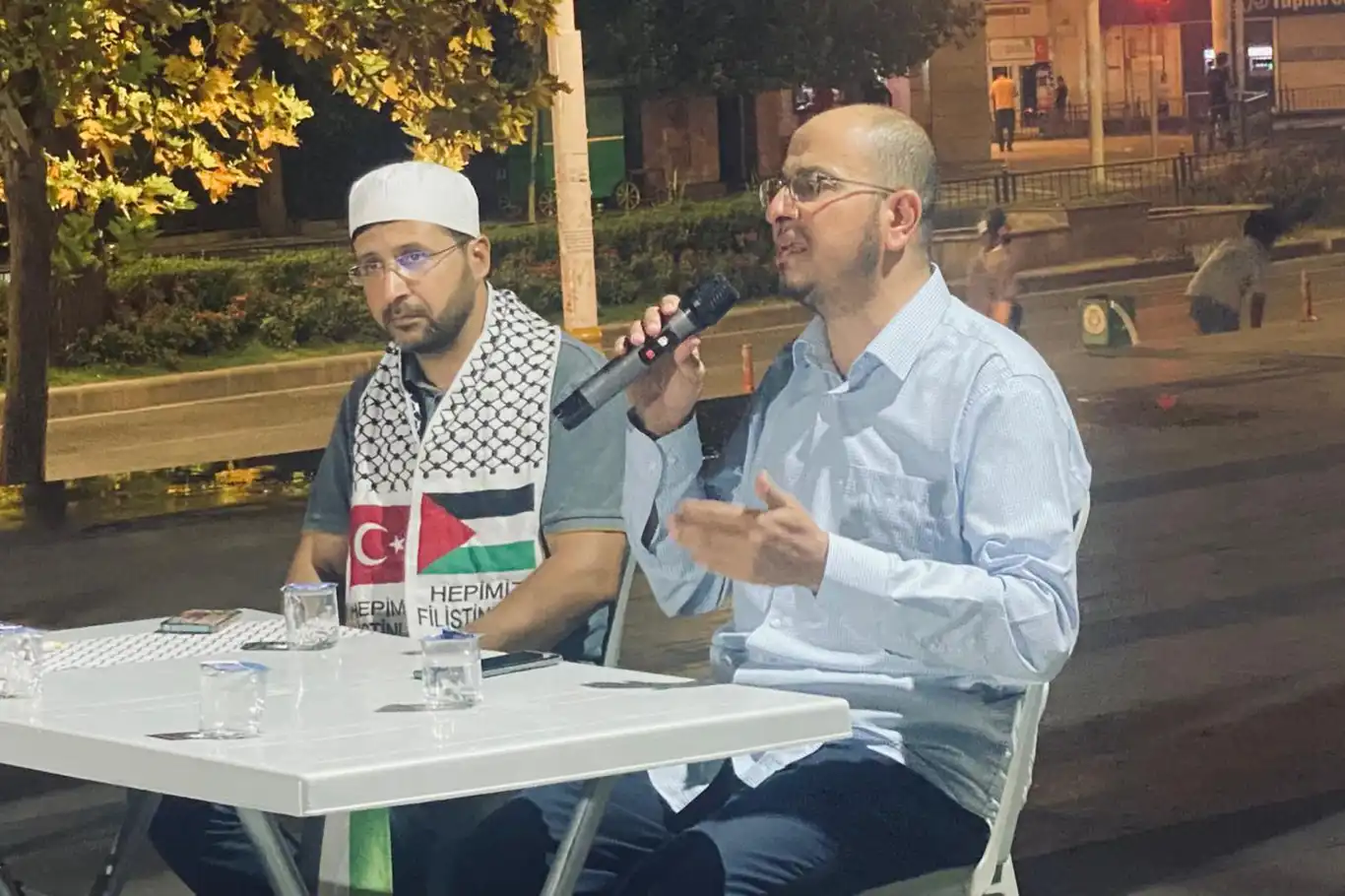 Filistin Alimler Birliği Üyesi Dr. Bekr: Aslı astarı olmayan bazı bilgilerle Filistin’deki kardeşlerimizi suçluyorlar Filistin Alimler Birliği Üyesi Dr. Bekr: Aslı astarı olmayan bazı bilgilerle Filistin’deki kardeşlerimizi suçluyorlar