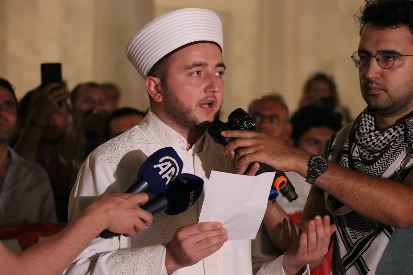 Sabah namazında şehid edilen Filistinler için Ankaralılar bir araya geldi 
