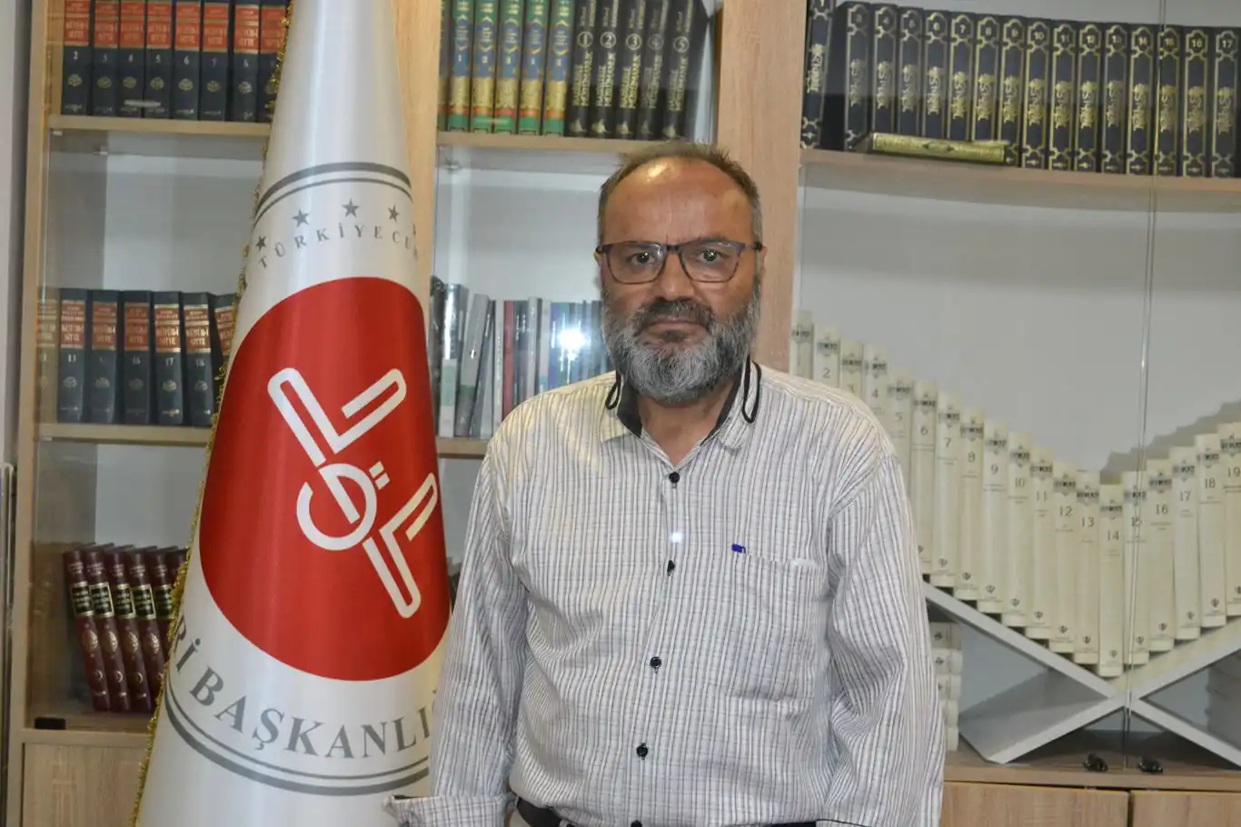 "Komşuluk ilişkileri, maddi çıkarlar nedeniyle zayıflıyor" "Komşuluk ilişkileri, maddi çıkarlar nedeniyle zayıflıyor"