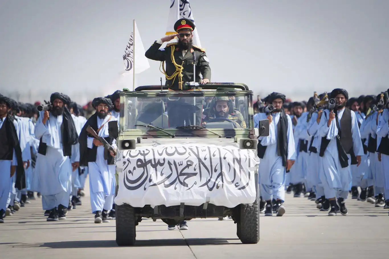 İşgalden zafere Afganistan İşgalden zafere Afganistan