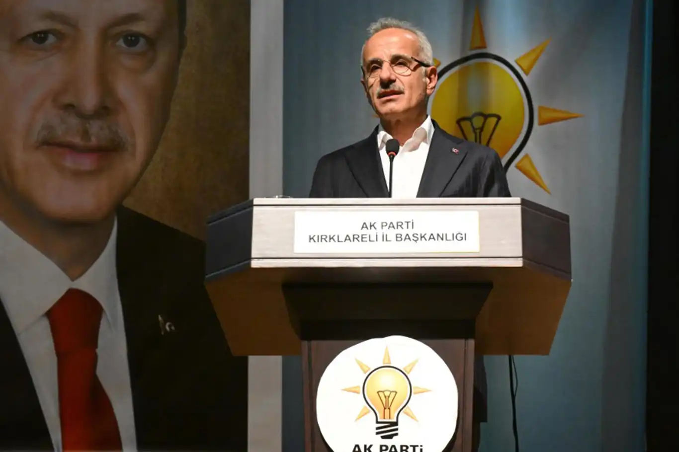 Bakan Uraloğlu: 2 bin 251 kilometre hızlı tren ağı inşa ettik