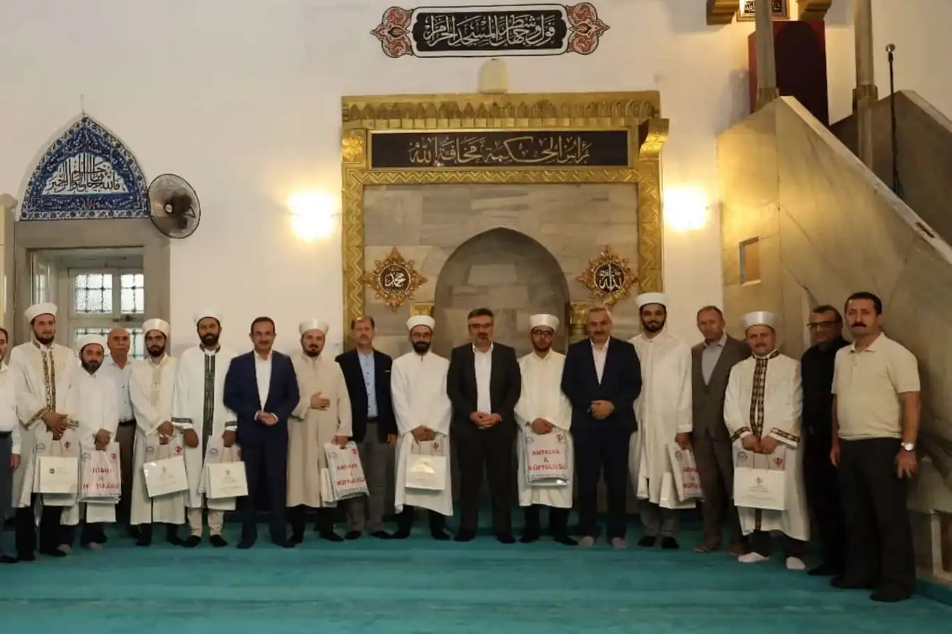 Hutbe yarışmasında Türkiye birincisi Şanlıurfa'dan Hutbe yarışmasında Türkiye birincisi Şanlıurfa'dan