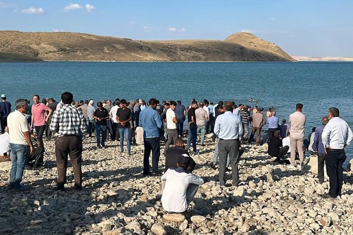 Muş'ta baraj gölünde boğulma faciası: 4 ölü, 1 kayıp Muş'ta baraj gölünde boğulma faciası: 4 ölü, 1 kayıp