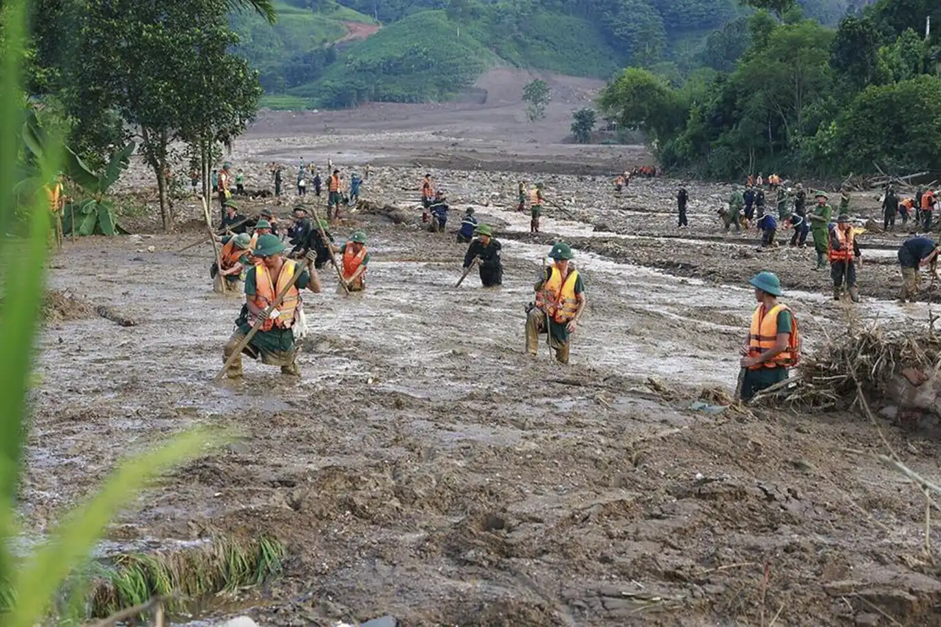 Myanmar'da sel ve toprak kayması: 66 ölü Myanmar'da sel ve toprak kayması: 66 ölü