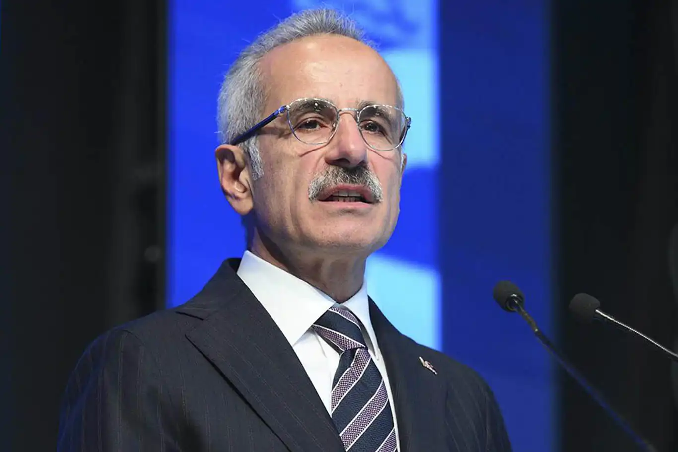 Bakan Uraloğlu'ndan Ankara-İstanbul arası yeni otoyol açıklaması Bakan Uraloğlu'ndan Ankara-İstanbul arası yeni otoyol açıklaması