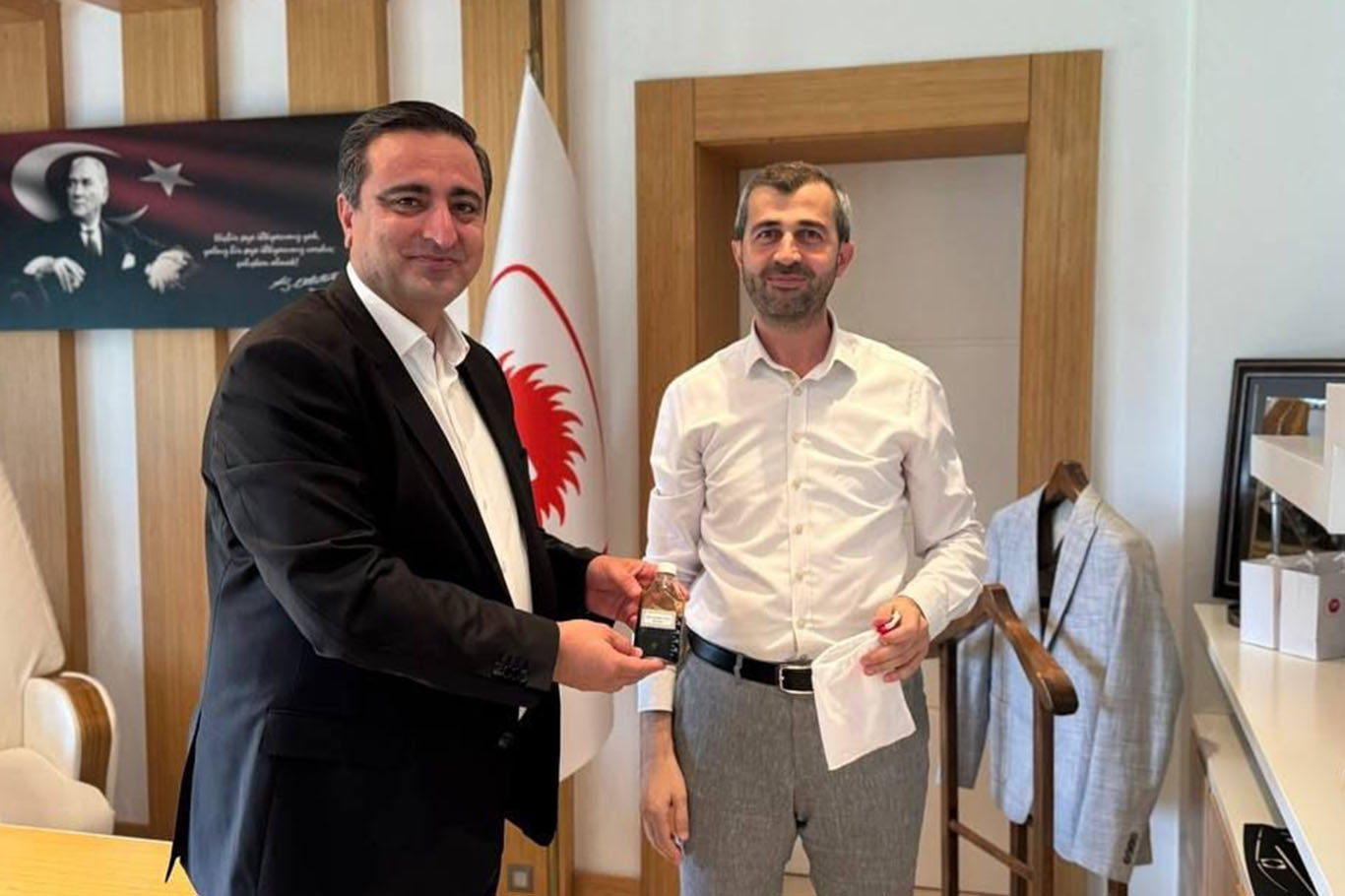 Ramanlı'dan TPAO Bölge Müdürü Karataş'a "Hayırlı olsun" ziyareti